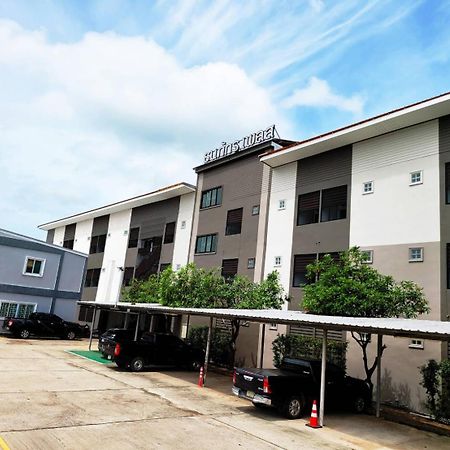 Thanaphat Place Buriram Exterior photo